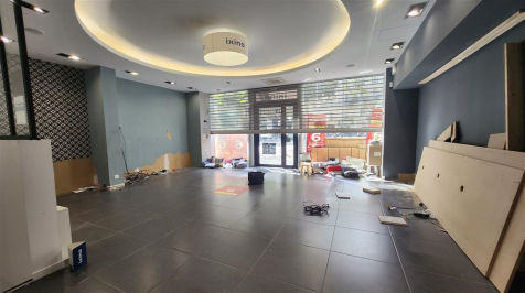 boutique à louer paris 4