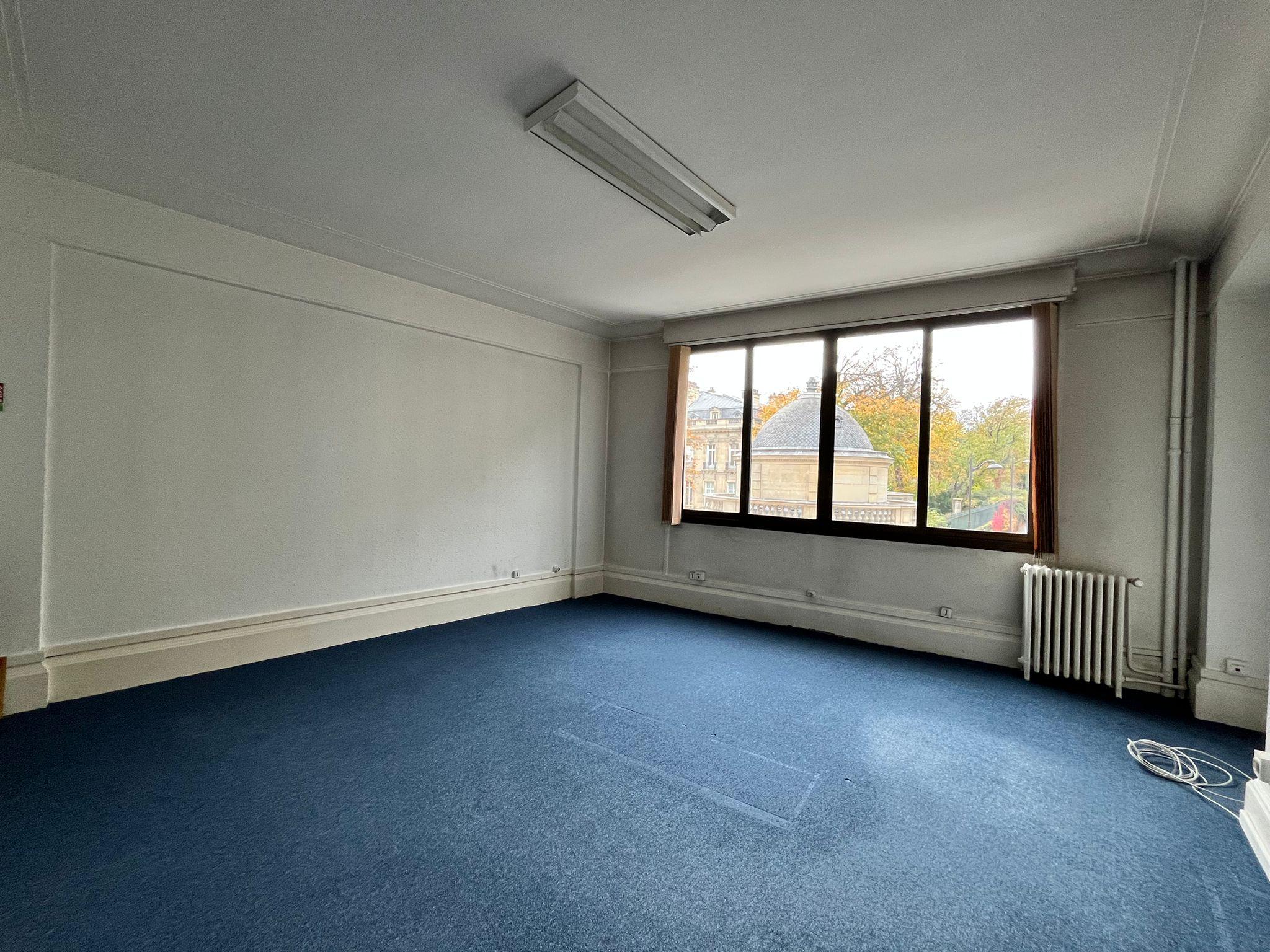 Bureaux à louer paris 8