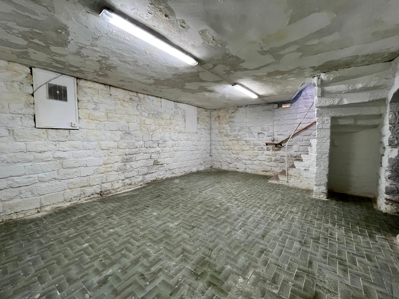 Local à louer paris 10