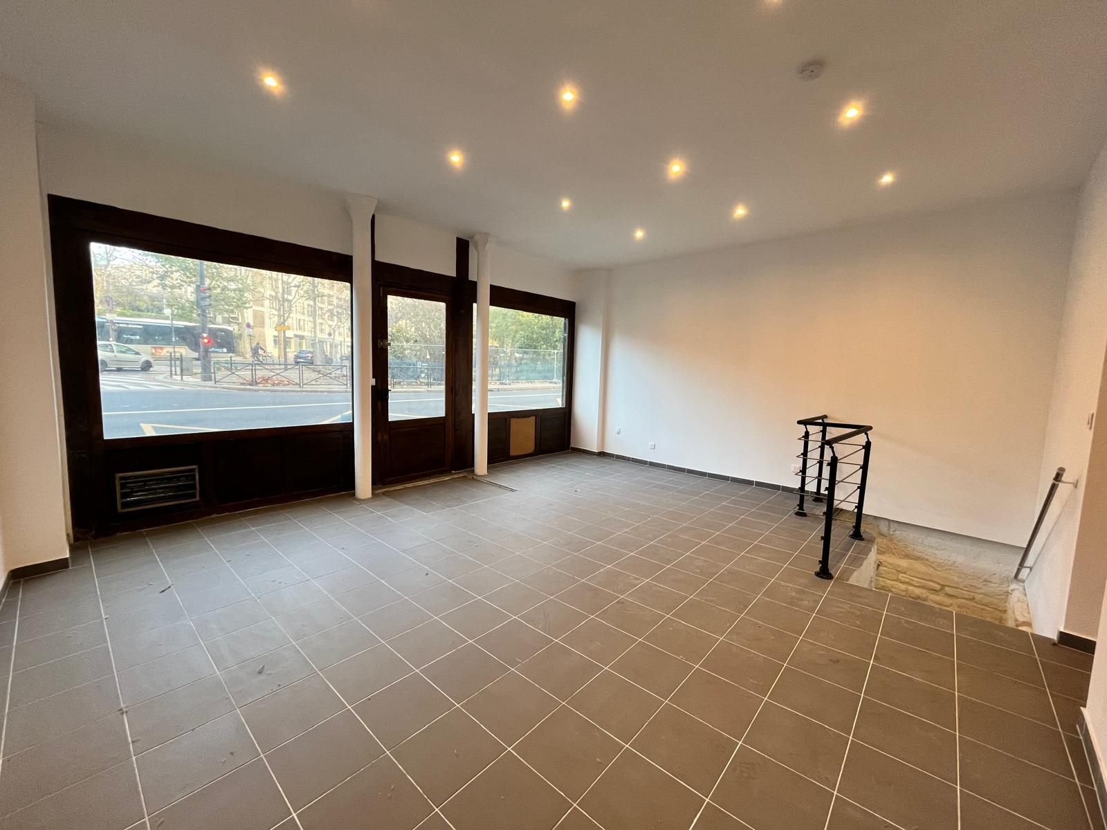 Local à louer paris 4