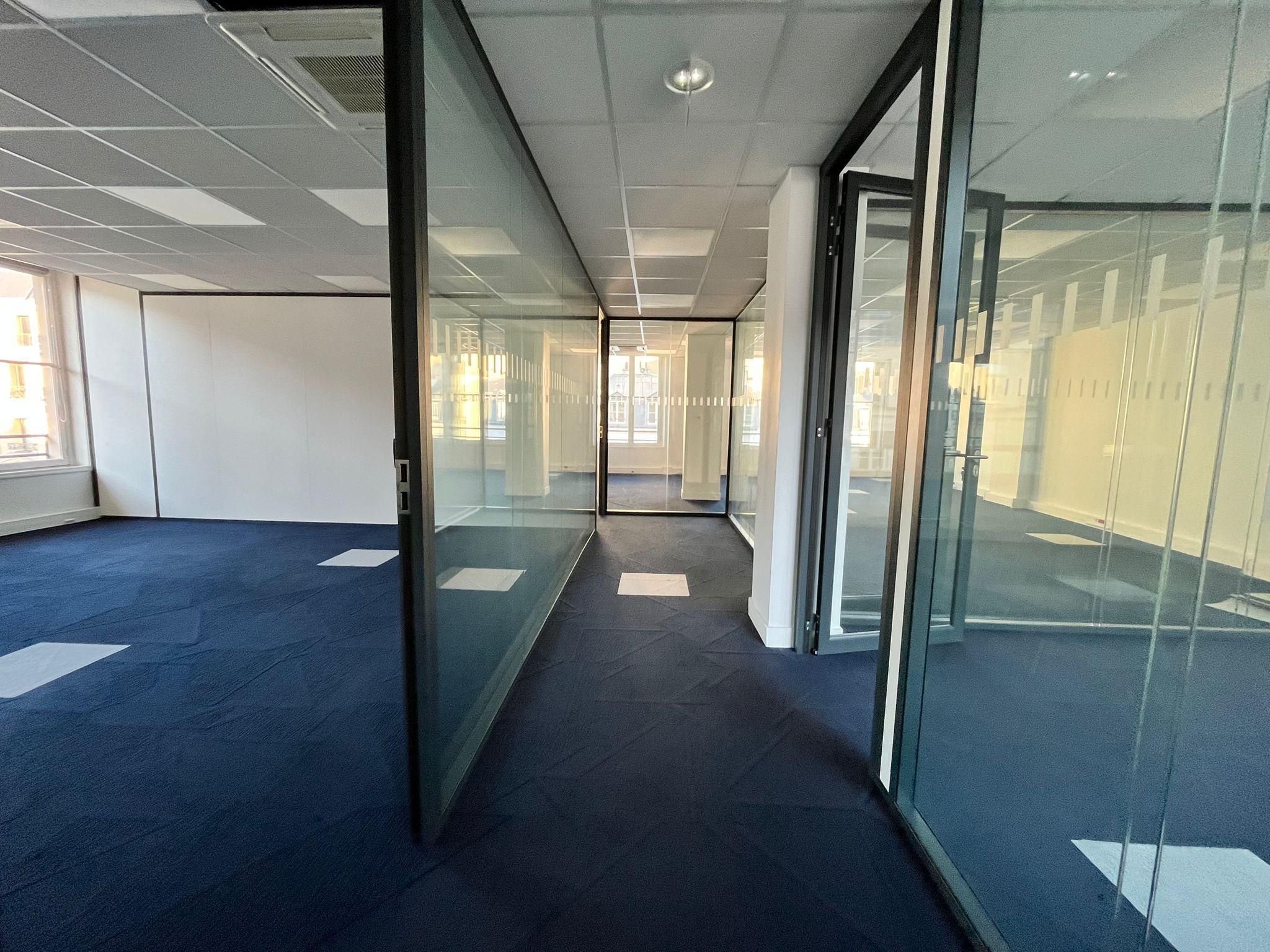 Bureaux à louer paris 8