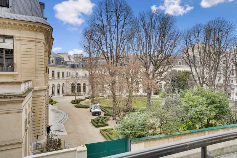 Bureaux à vendre à louer paris 9