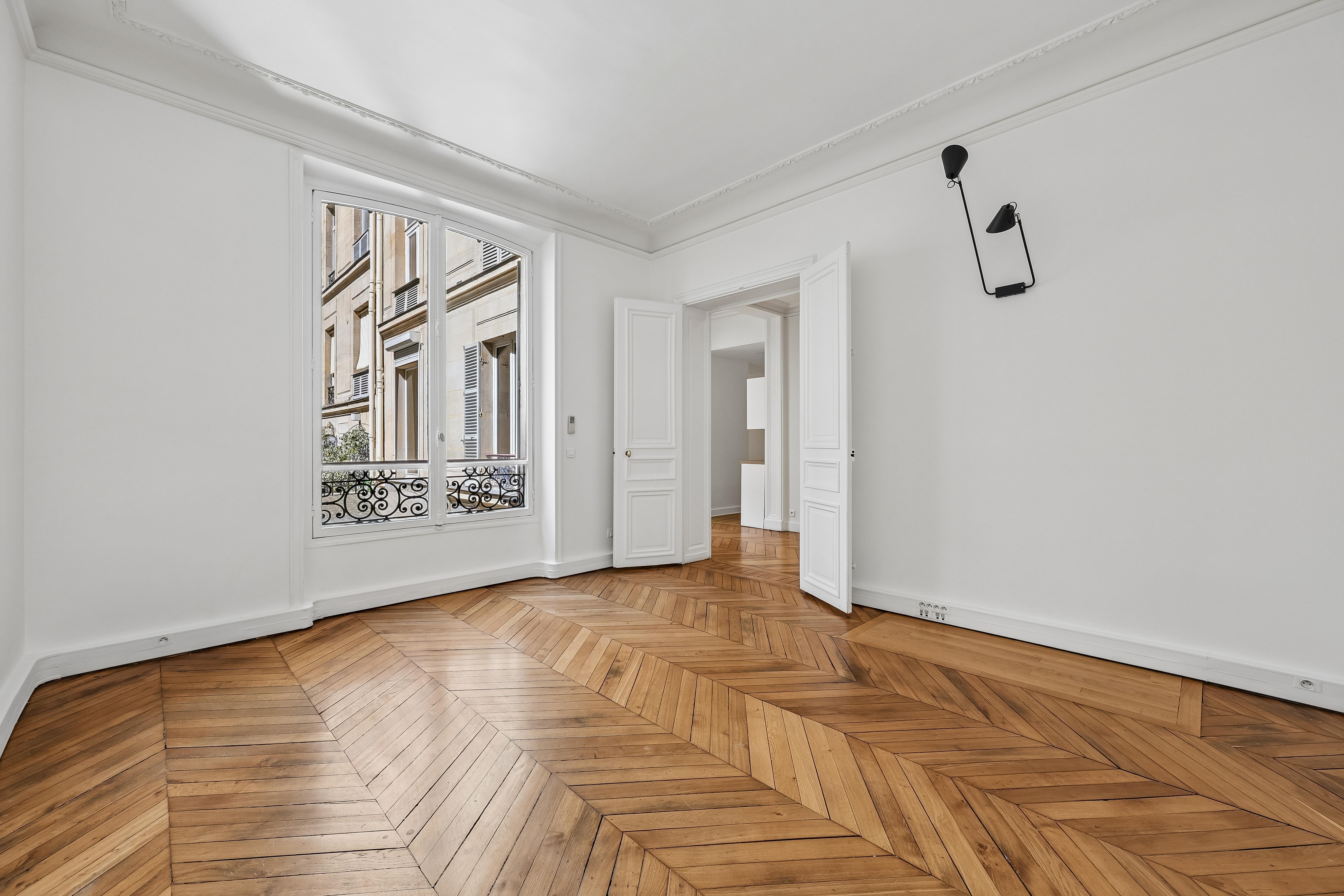 Bureaux à louer paris 4